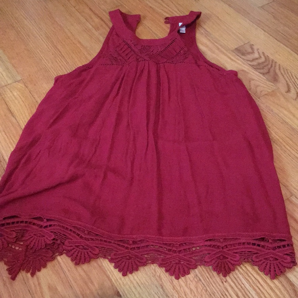 sleeveless top